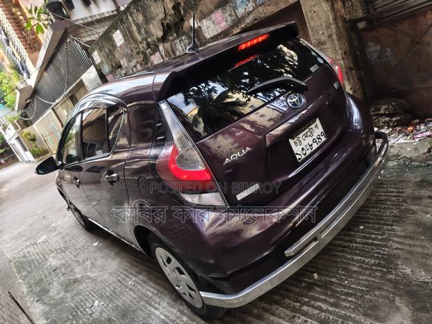 Toyota Aqua 2014 Maroon