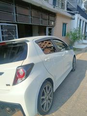 Toyota Vitz 2012 Pearl for sale