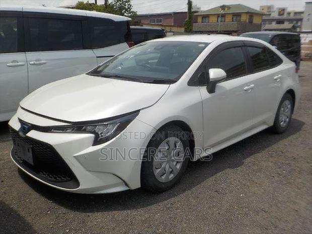 Toyota Corolla 2021 Pearl