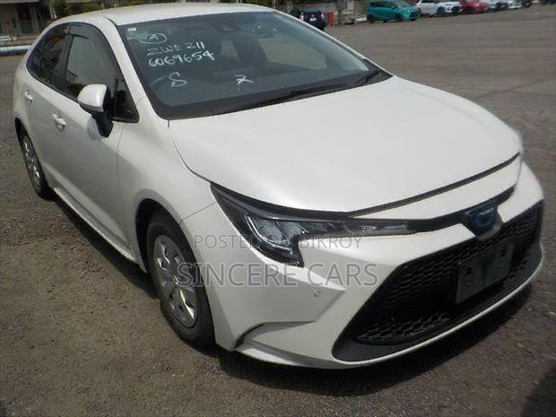 Toyota Corolla 2021 Pearl