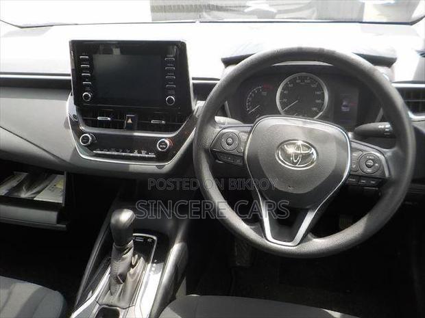 Toyota Corolla 2021 Pearl