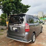 Toyota Noah 2010 Gray for sale