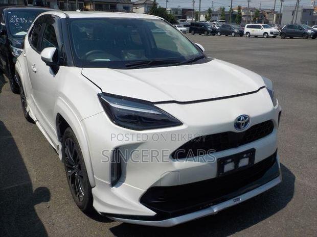 Toyota Yaris Cross 2021 Pearl