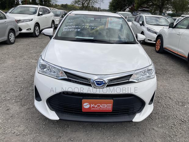 Toyota Corolla Fielder 2021 Pearl