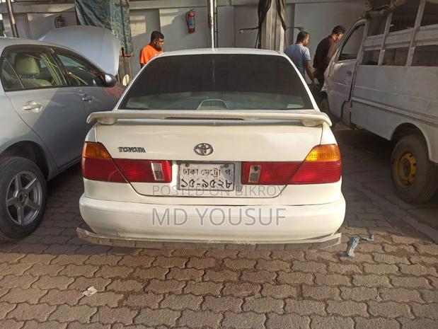 Toyota Sprinter 1999 Gold