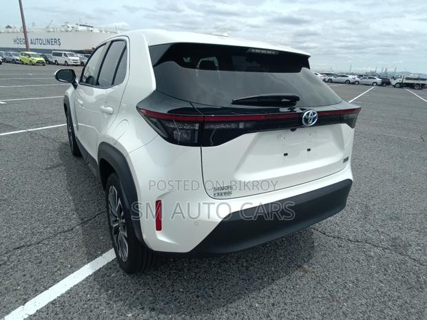 Toyota Yaris Cross 1.5 Hybrid FWD 2021 Pearl