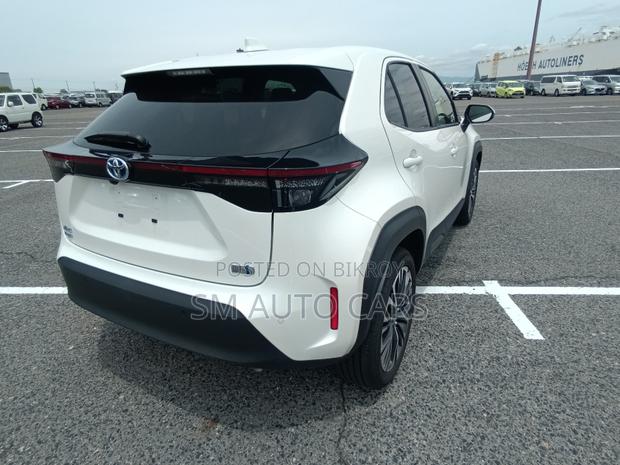 Toyota Yaris Cross 1.5 Hybrid FWD 2021 Pearl