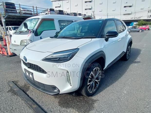 Toyota Yaris Cross 1.5 Hybrid FWD 2021 Pearl