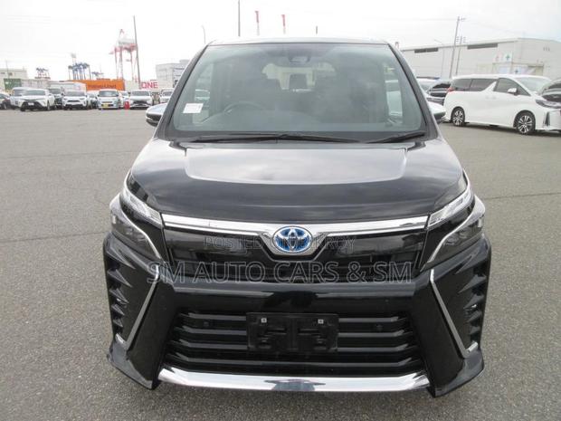Toyota Voxy ZS Kirameki III 2WD 7-Seater 2021 Black