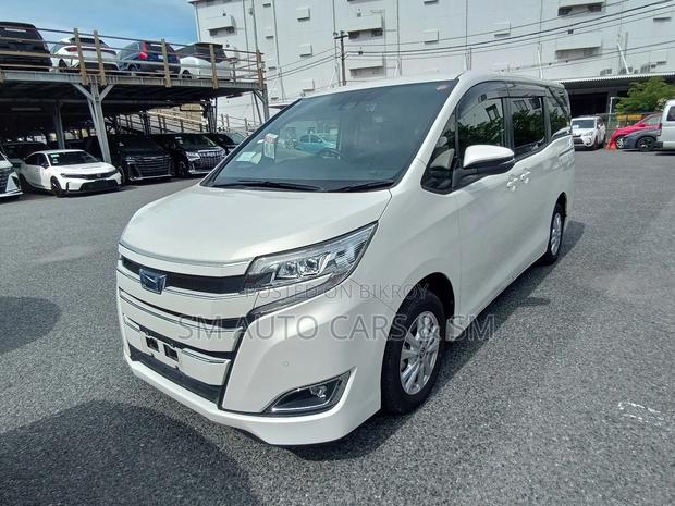 Toyota Noah 1.8 FWD Hybrid (7 Seater) 2021 Pearl