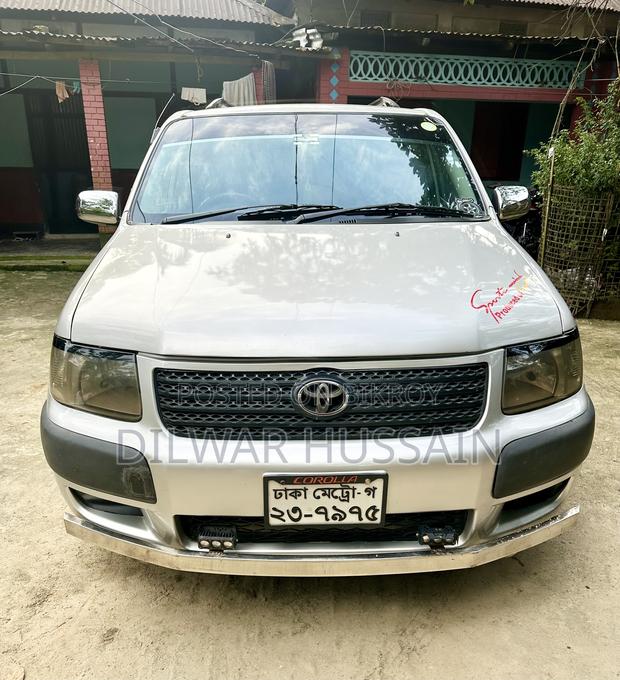 Toyota Succeed 2004 Silver