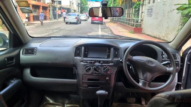 Toyota Probox 2012 Silver