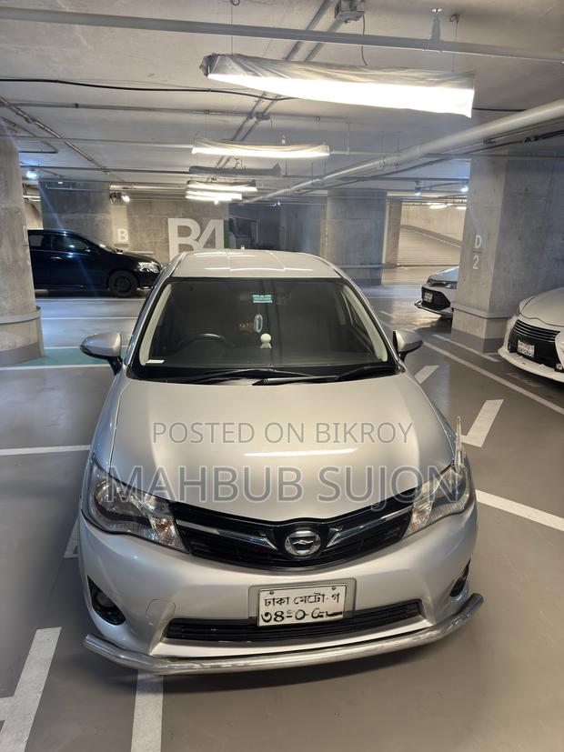 Toyota Corolla Fielder 2012 Silver
