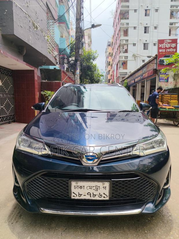 Toyota Corolla Fielder 2019 Blue