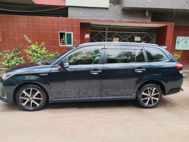Toyota Corolla Fielder 2019 Blue