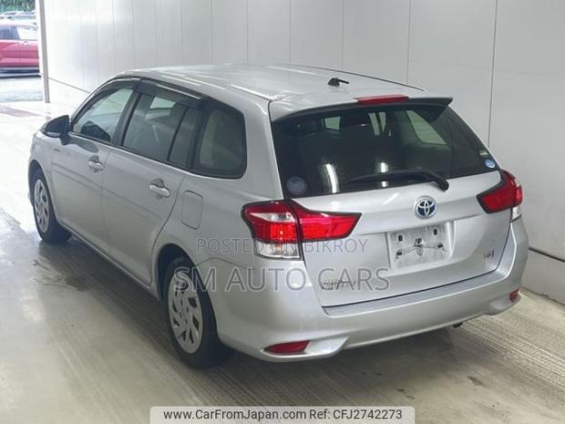 Toyota Corolla Fielder 1.5 Hybrid FWD 2022 Silver