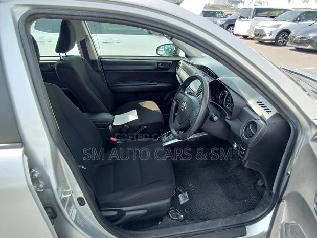 Toyota Corolla Fielder 1.5 Hybrid FWD 2022 Silver