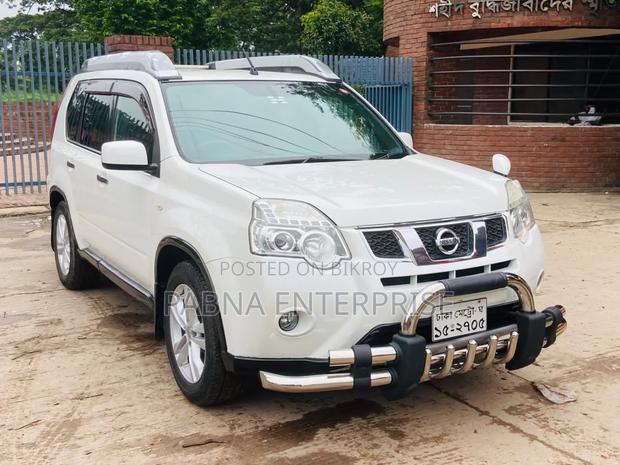 Nissan X-Trail 2011 Pearl