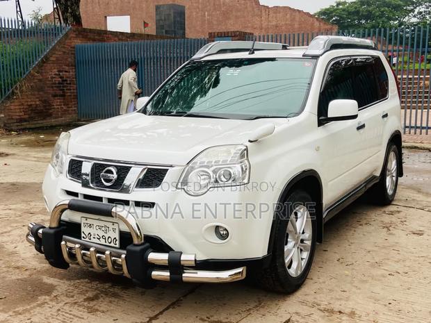 Nissan X-Trail 2011 Pearl