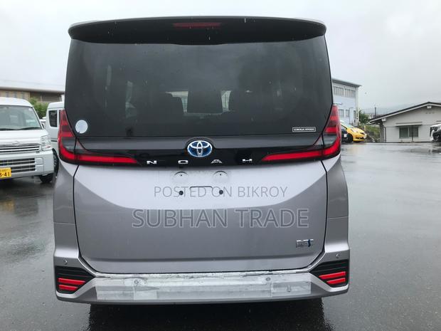Toyota Noah 2022 Gray