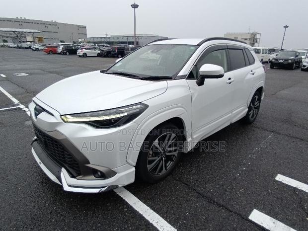 Toyota Corolla Cross 1.8 Hybrid FWD 2021 Pearl