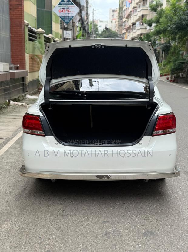 Toyota Premio 1.5 FWD 2020 Pearl