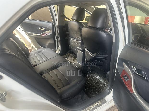 Toyota Premio 1.5 FWD 2012 White