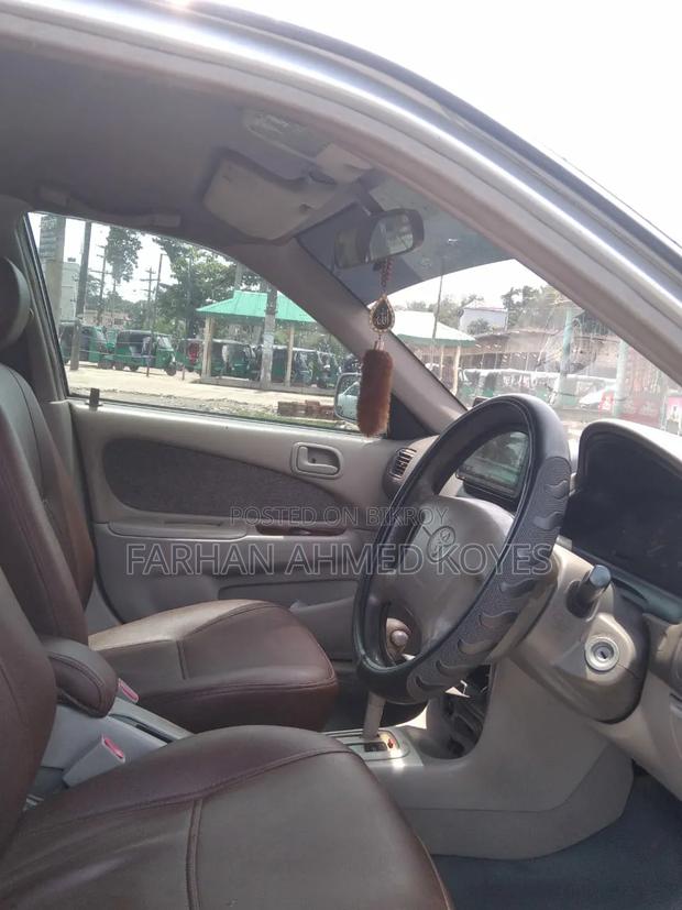 Toyota Corolla 1997 Silver