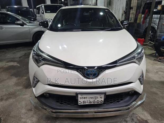 Toyota C-Hr 2019 Pearl