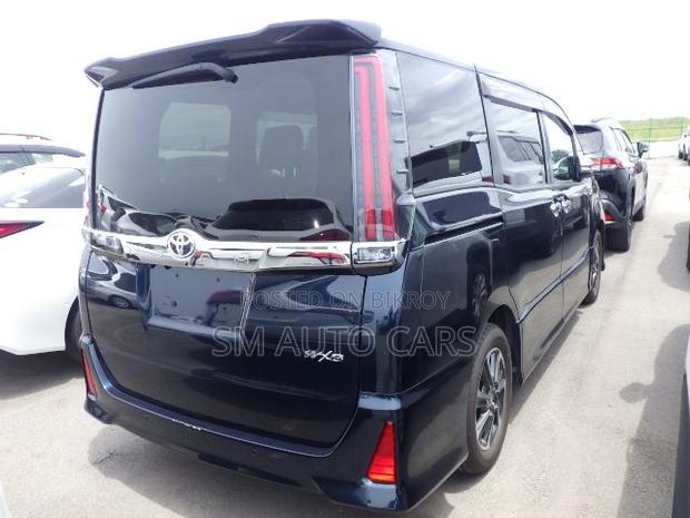 Toyota Noah 2.0 FWD (8 Seater) 2021 Matt Black