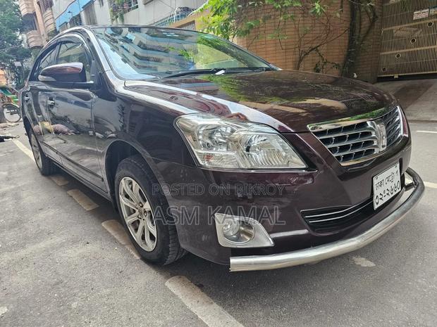 Toyota Premio 2015 Maroon
