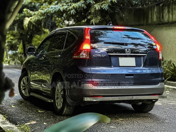 Honda CR-V 2011 Blue