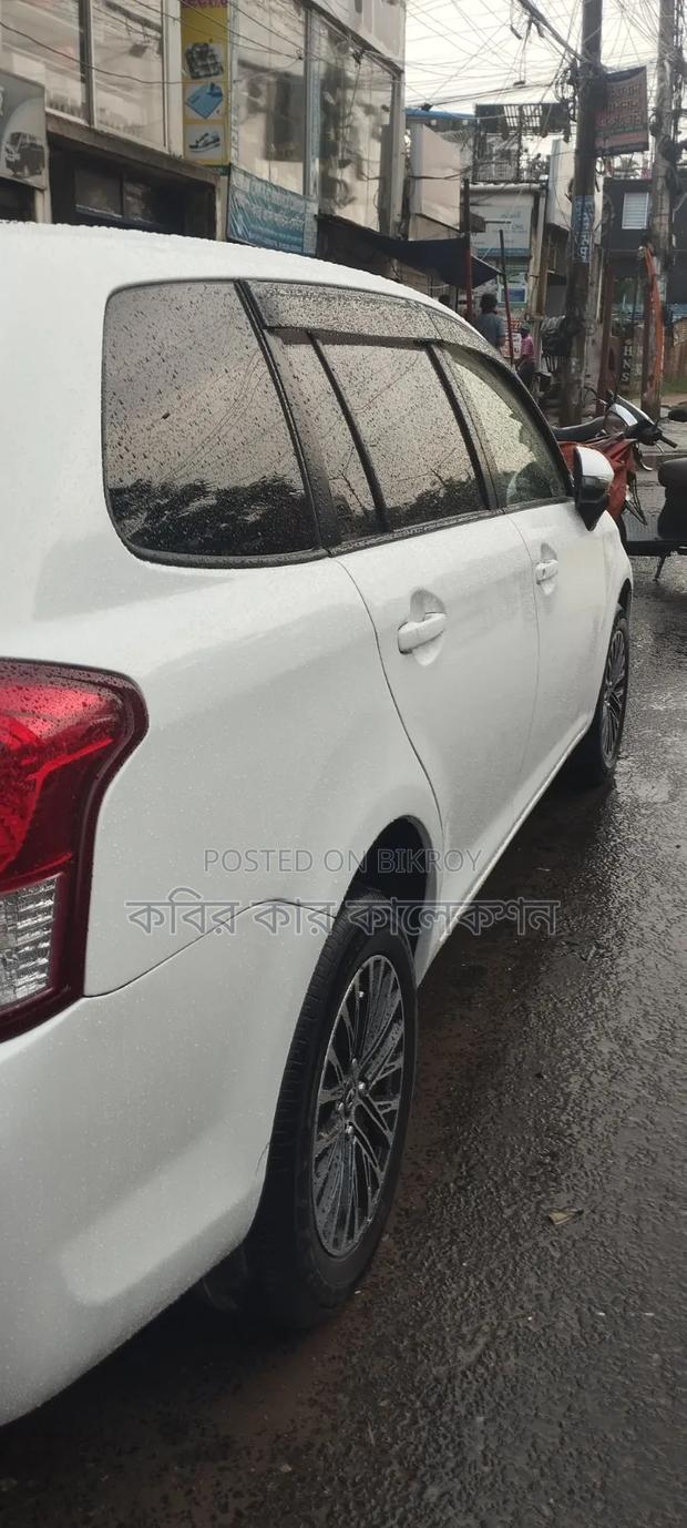 Toyota Corolla Fielder 2014 White