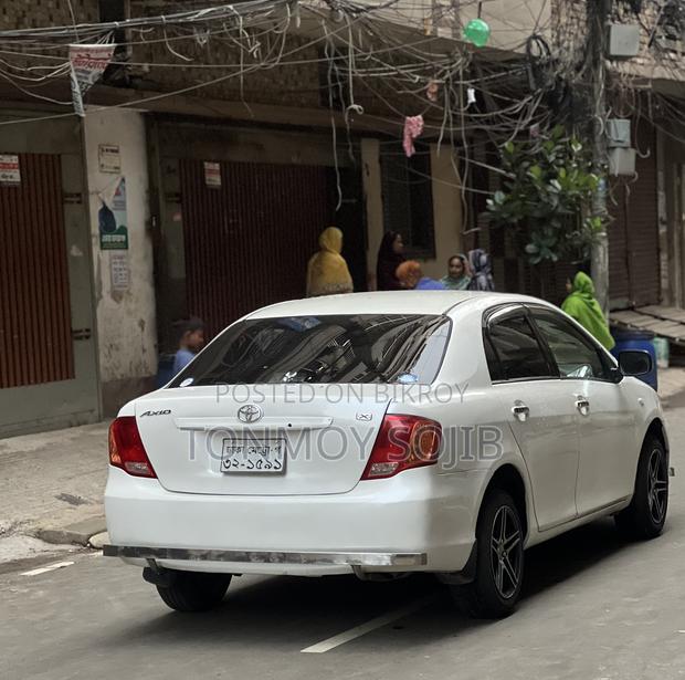 Toyota Axio 2011 White