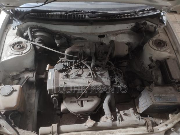 Toyota Corolla 1.3 Sedan 1993 White