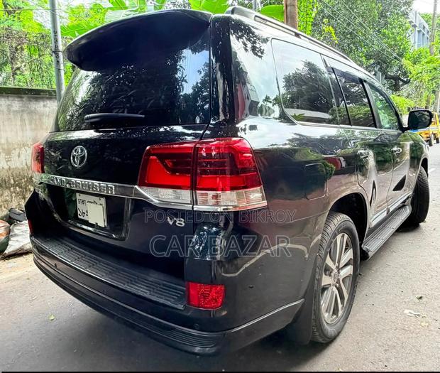 Toyota Land Cruiser 4.5 V8 VXR 2019 Black