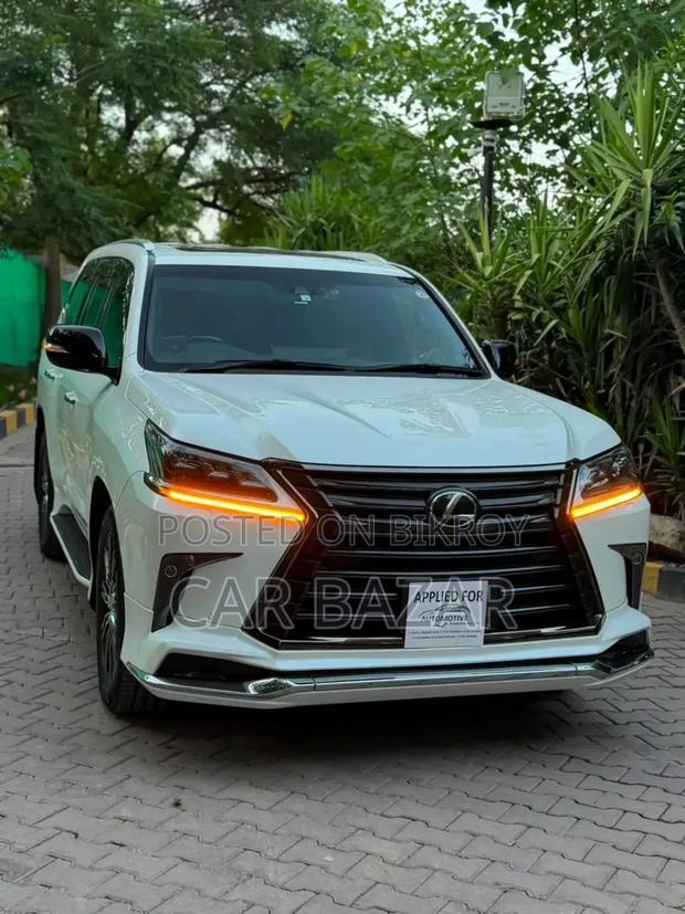 Lexus LX 570 AWD 2020 Pearl