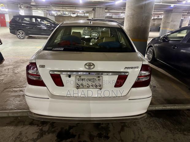 Toyota Premio 2002 White