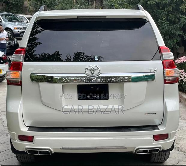 Toyota Land Cruiser Prado 2.7 I 2013 Pearl