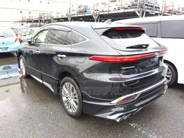 Toyota Harrier 2021 Black