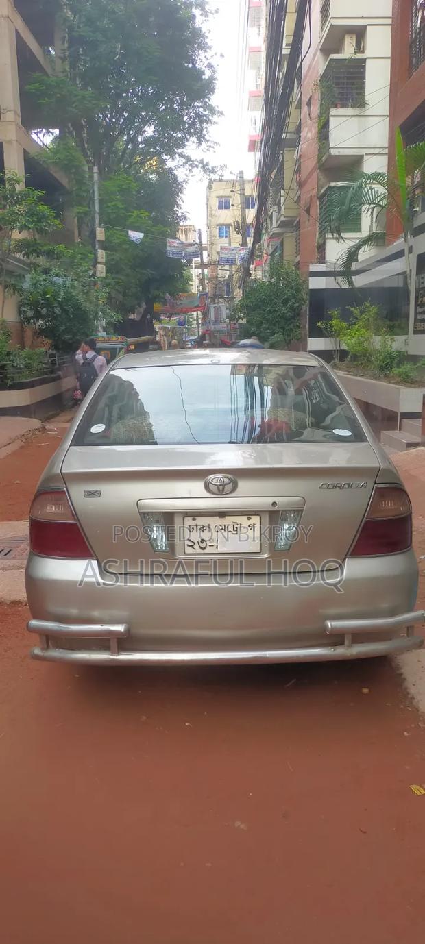 Toyota Corolla 2005 Gold