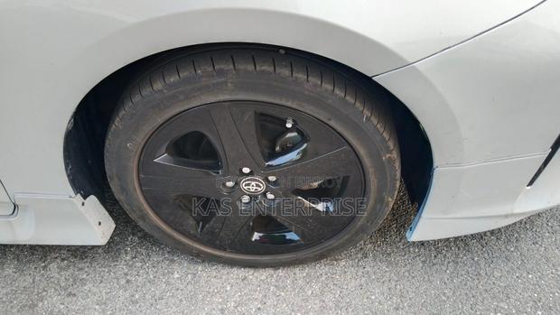 Toyota Prius 2022 Pearl