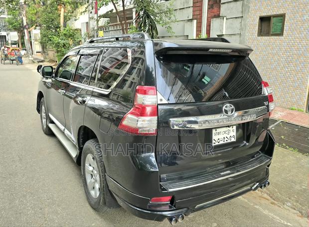 Toyota Land Cruiser Prado 2010 Black