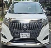 Toyota Esquire 2019 Pearl for sale