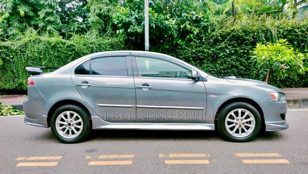Mitsubishi Lancer 2012 Gray
