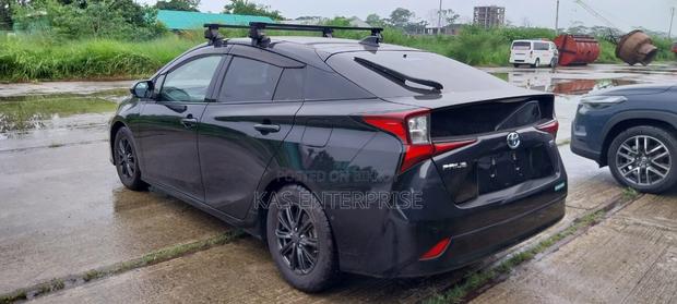 Toyota Prius 2021 Black