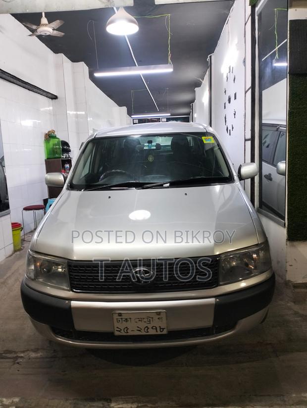 Toyota Probox 2004 Silver