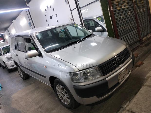 Toyota Probox 2004 Silver