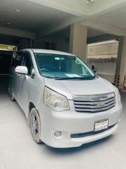 Toyota Noah 2.0 143hp FWD (8 Seater) 2011 Silver for sale