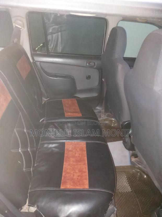 Toyota Probox 2002 Silver